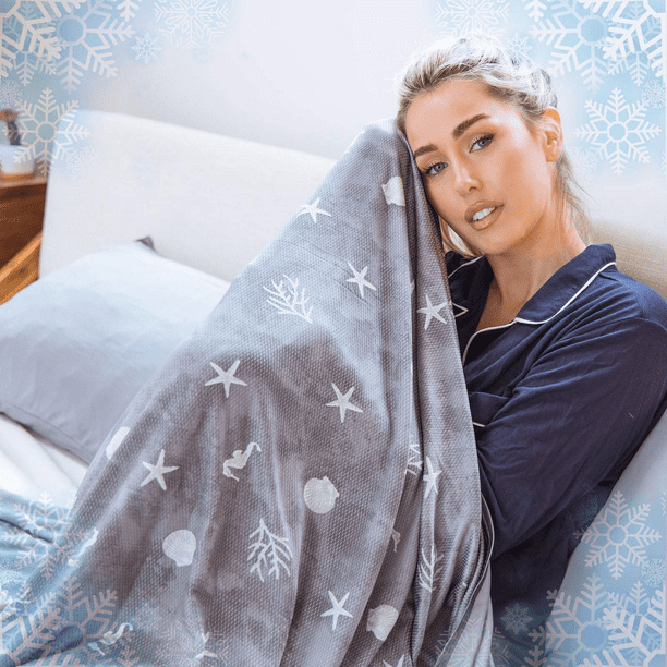 Breathable Summer Blanket Cooling Blanket with Double Sided Cold Transfer Heat to Keep Adults Children Cool for Hot Sleepers Night Sweats Throw Blankets for Couch and Bed with Travel Bag Breathable Summer Blanket Cooling Blanket with Double Sided Cold Transfer Heat to Keep Adults Children Cool for Hot Sleepers Night Sweats Throw Blankets for Couch and Bed with Travel Bag